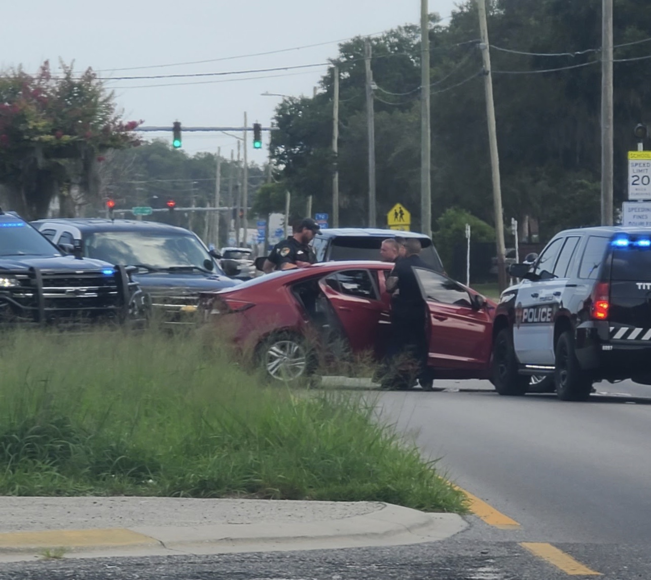 Officers Arrest Fleeing Felon