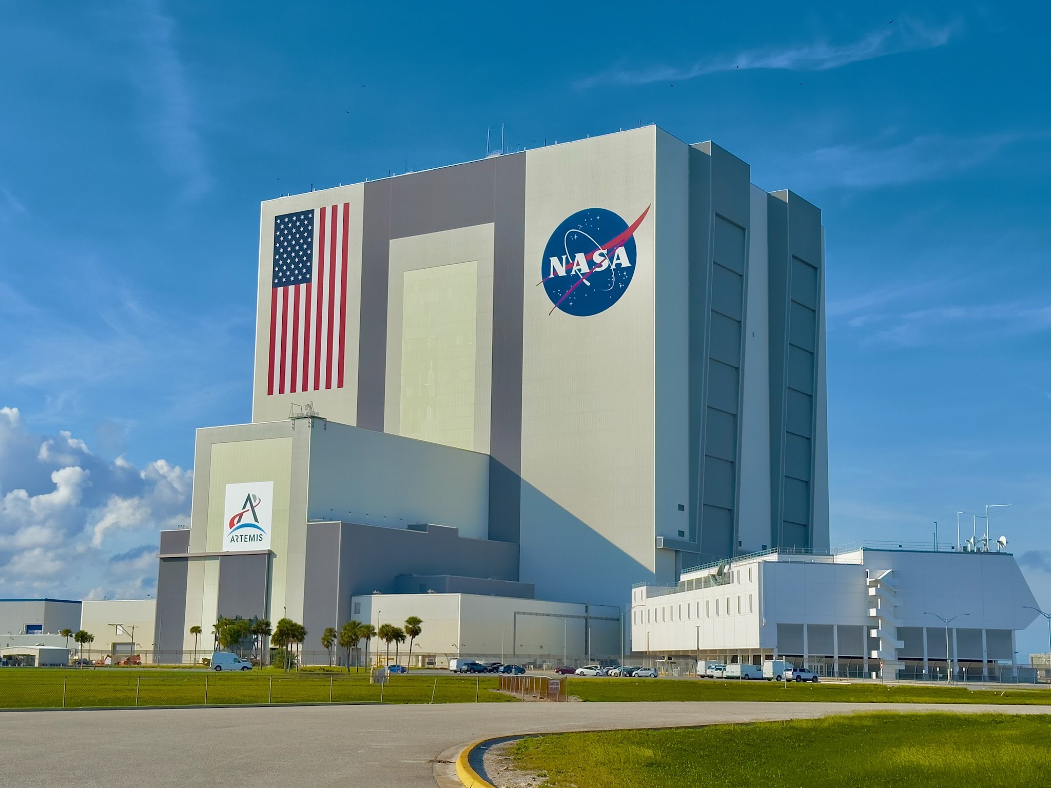 SpaceX May Lease NASA’s Iconic High Bay 1 for Starship Program