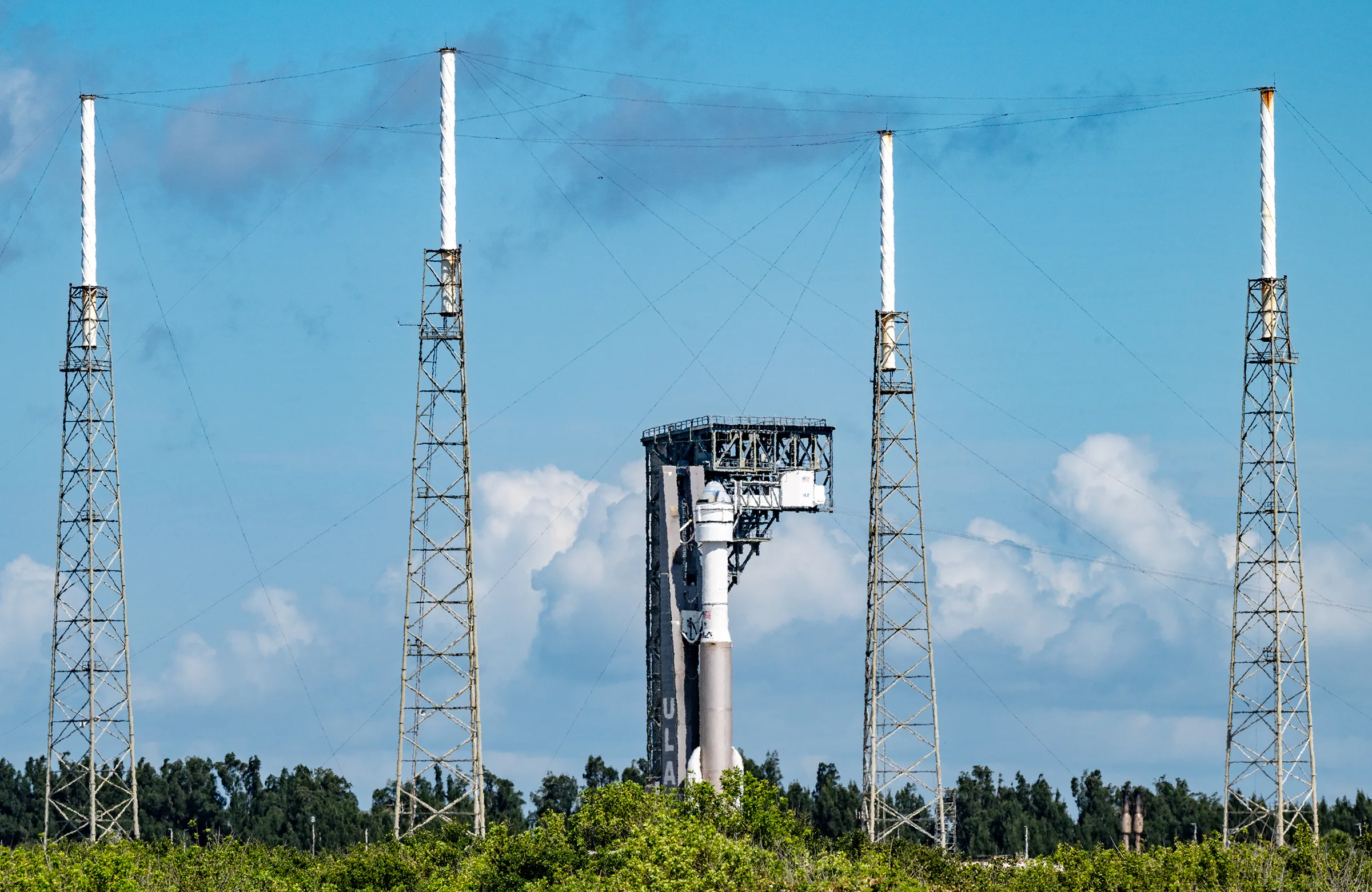 ULA Moves Atlas V and Starliner to Launch Pad