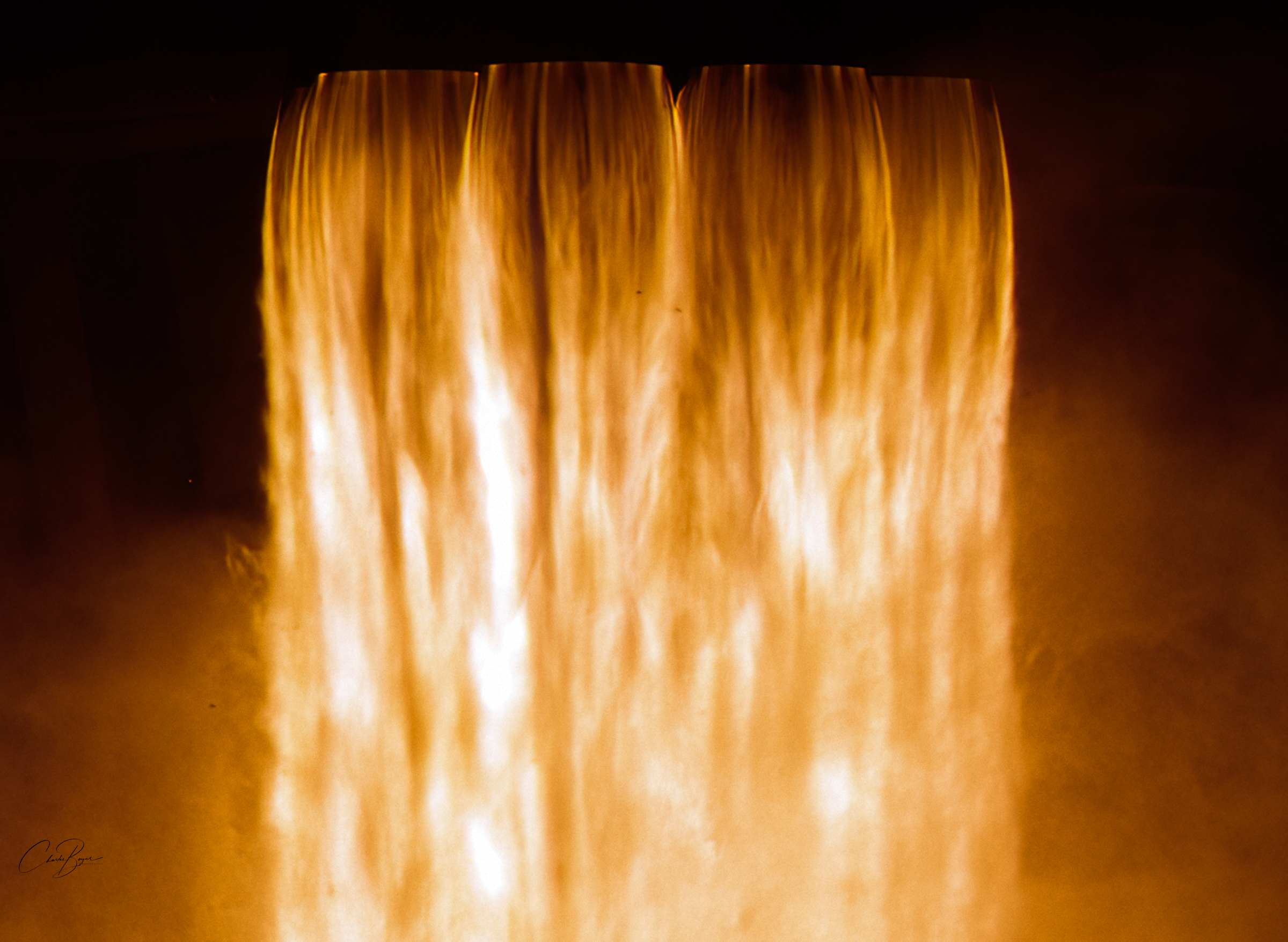 SpaceX Performs Falcon 9 Static Fire Last Night