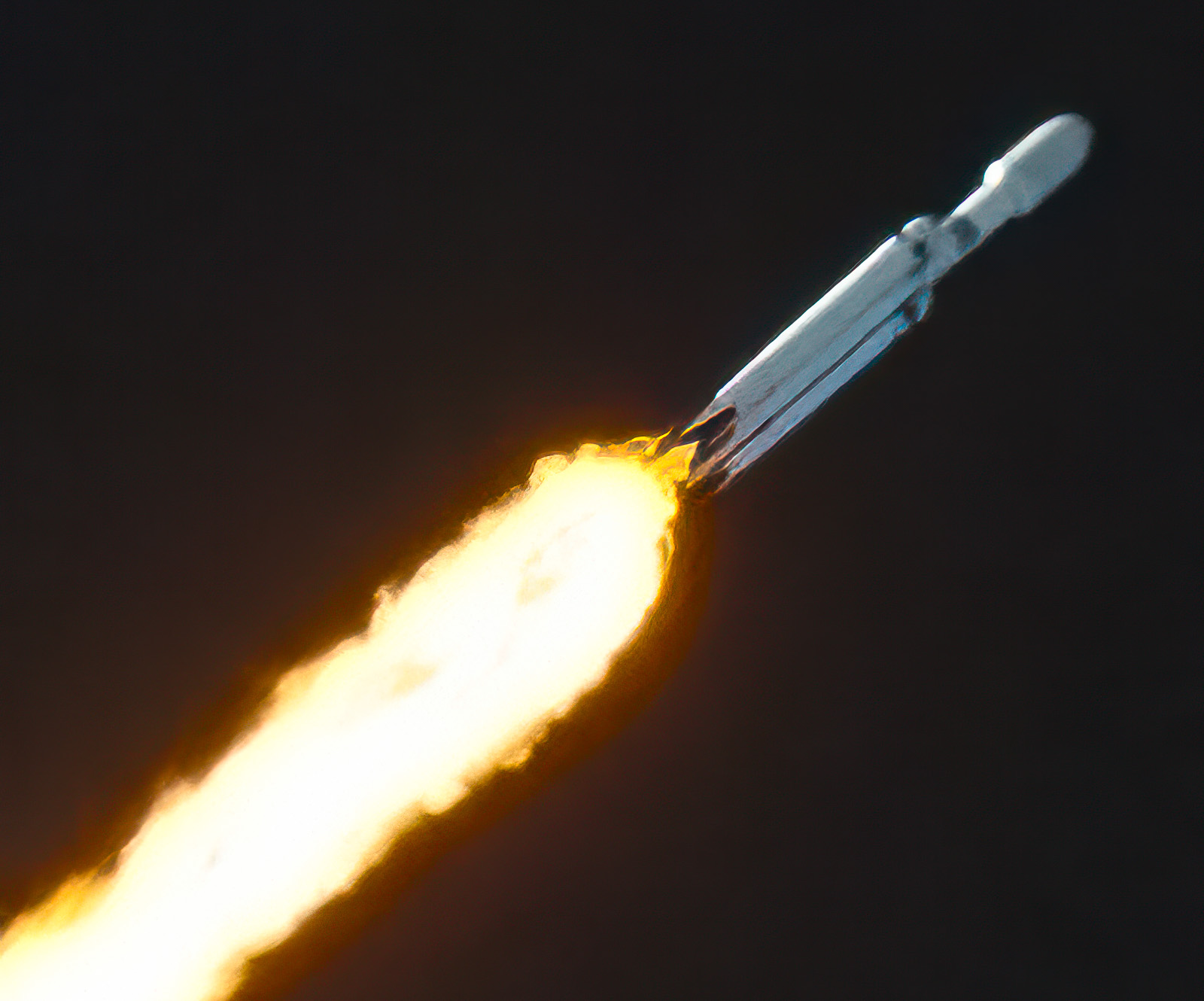 Launch Preview: NASA and SpaceX Plan To Launch Europa Clipper Mid-Day Monday