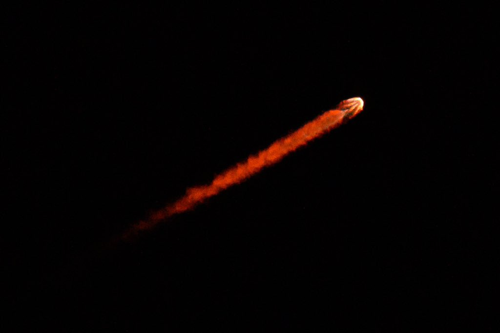 Launch Report: SpaceX Launches Starlink 6-70 Aboard Falcon 9