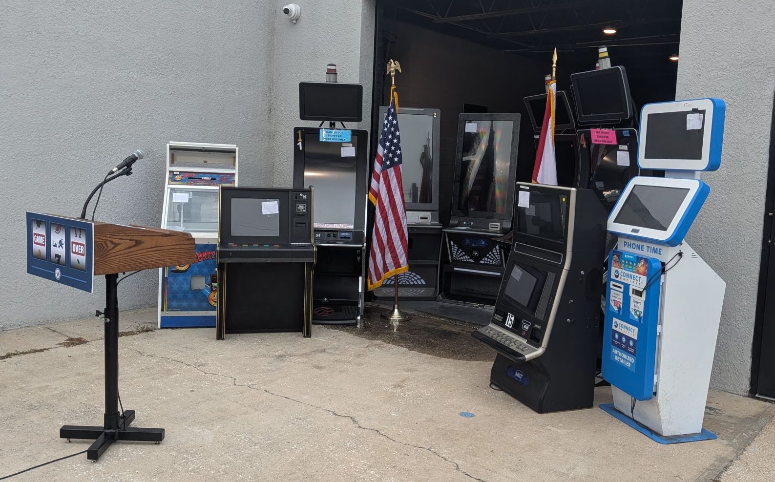 Florida Authorities Shutter 40 Illegal Casinos in Sweeping Multi-County Takedown