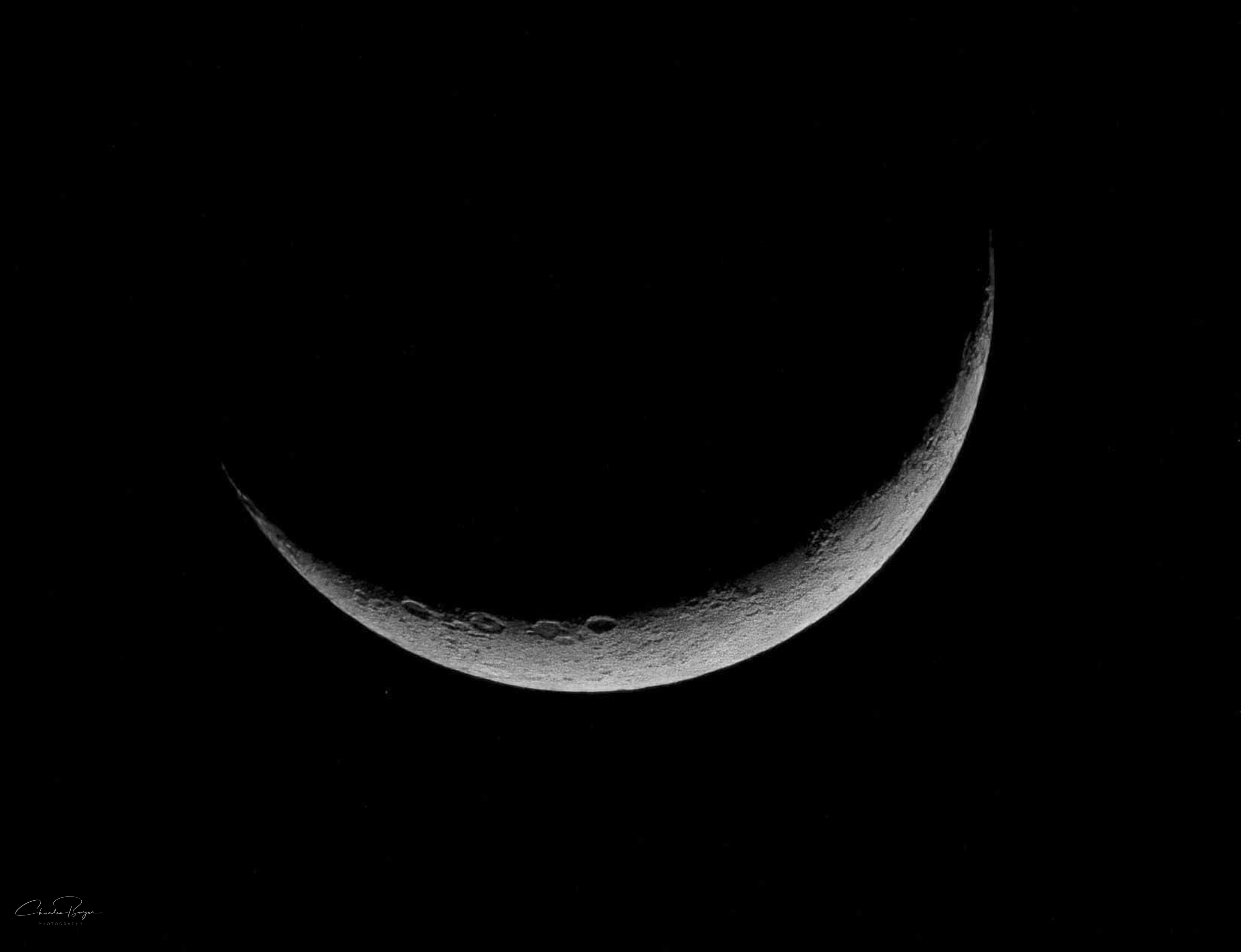 Artemis II Closes In on the Moon Ahead of Monday’s Flyby