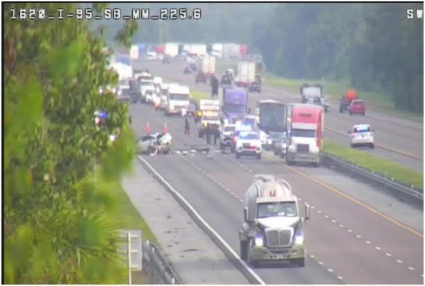 2 Airlifted with Serious Injuries After Semi-Truck Crashes Into Car on I-95